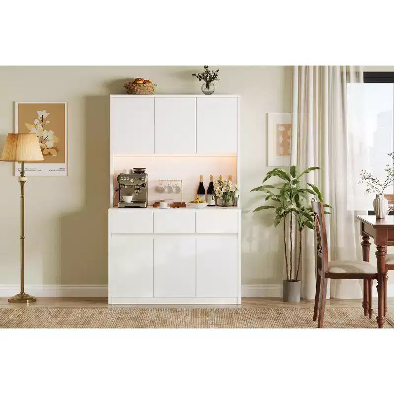 Éclairage DEL, Prises électriques, Armoire de cuisine moderne, Étagères réglables
